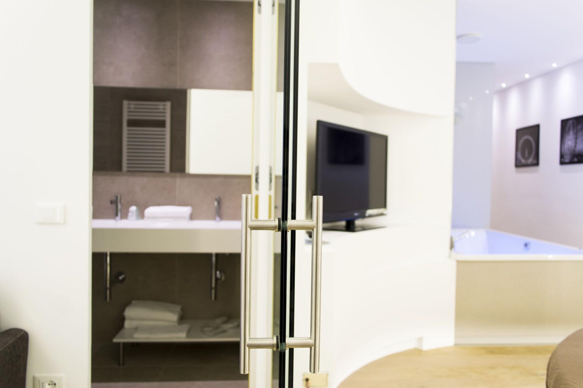 Polo Hotel 4*