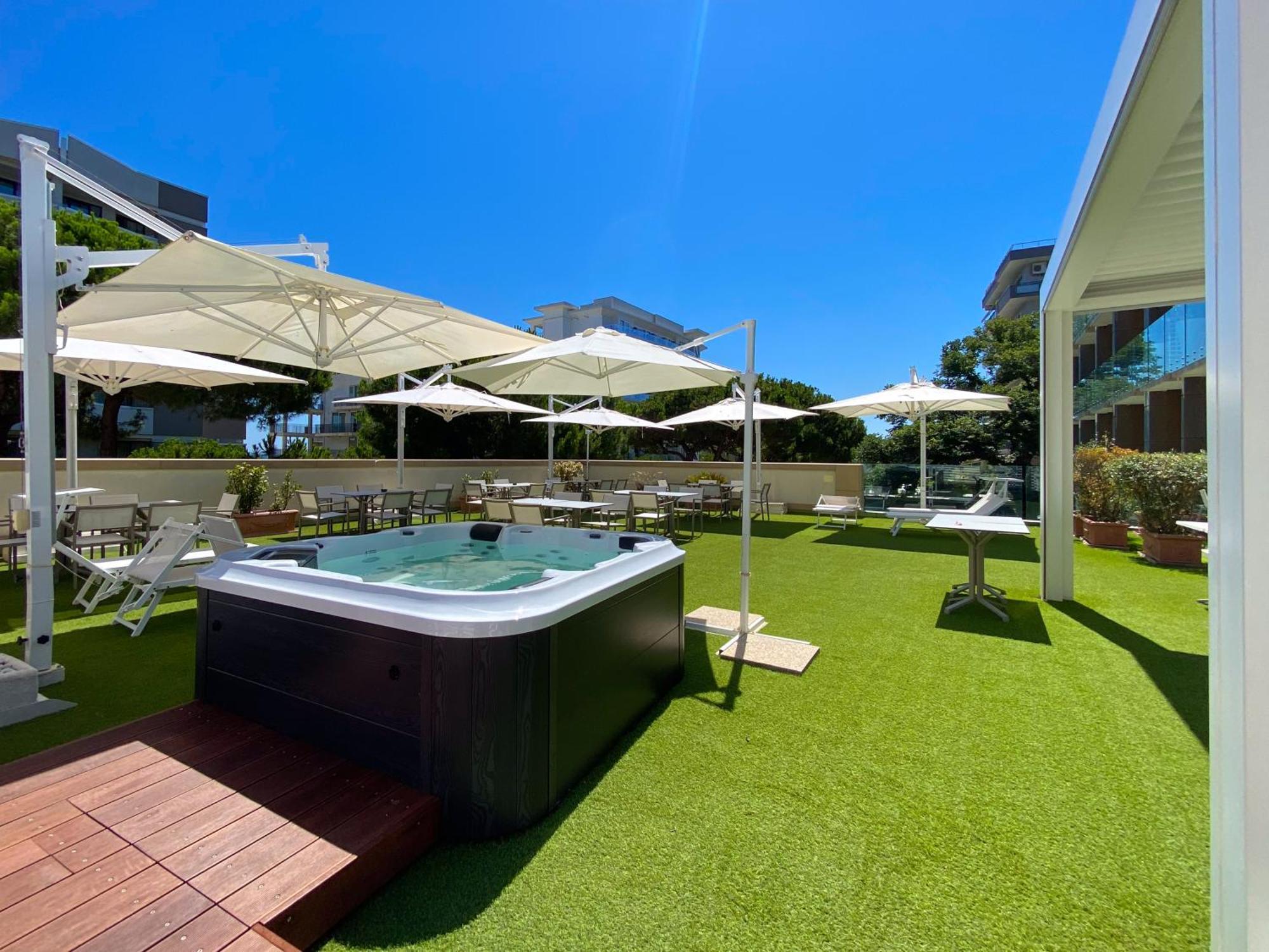 Polo Hotel 4*